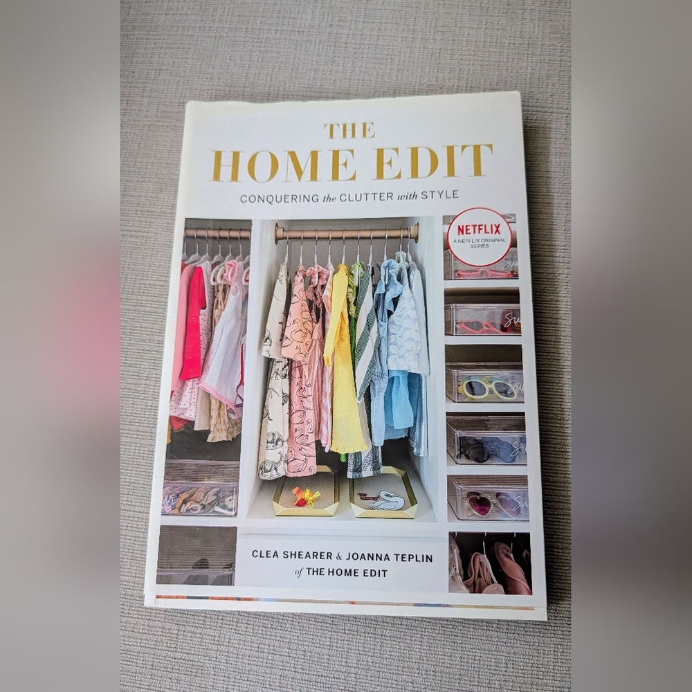 The Home Edit Closet Organization Guide - Multicolor